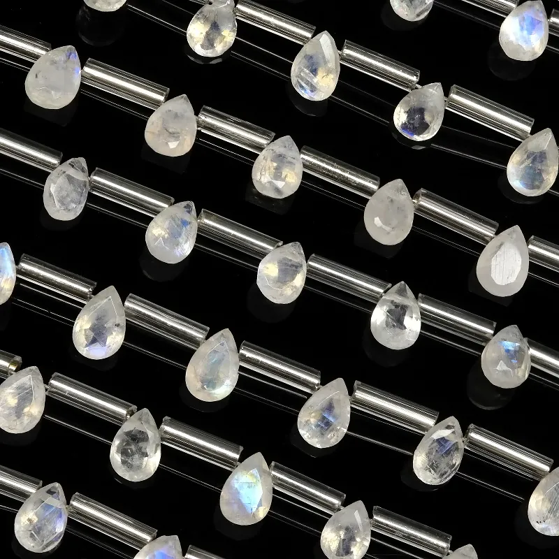 レインボームーンストーン ペアシェイプファセットカット 6×4mm［プレミアムカット］【1連販売】