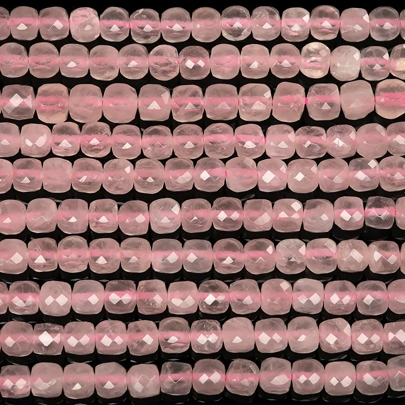 ローズクォーツ キューブカット 4mm［プレミアムカット］【1連販売